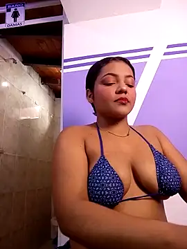 veronica em1 online show from 04/30/26, 02:12