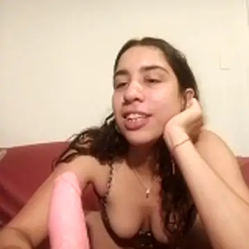 Snapshot of Souphicherry chatting on 11/21/25, 11:47 Souphicherry online show from 11/21/25, 11:47