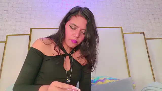 thalia888  online show from 06/14/26, 07:05