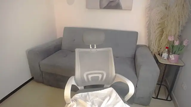 KateOwens  online show from 06/08/26, 02:39