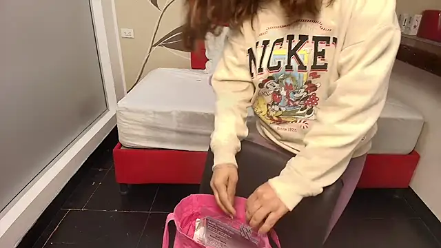 SexyRachel  online show from 09/19/25, 12:39