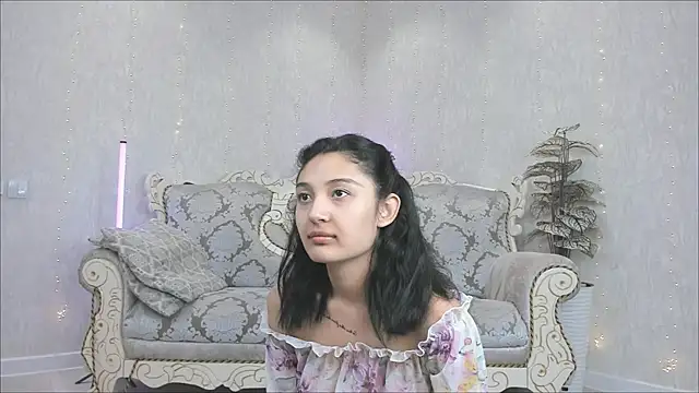 Snapshot of Rei_ramiki chatting on 09/30/25, 05:23 Rei ramiki online show from 09/30/25, 05:23