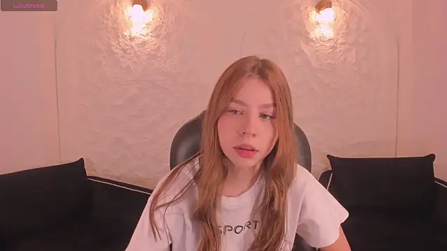 TiffannySins online show from 12/20/25, 03:13