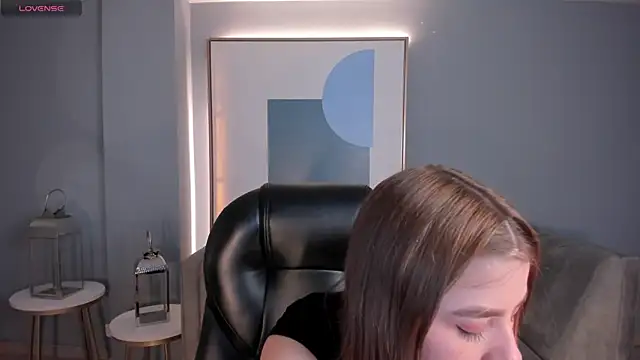 Snapshot of TiffannySins chatting on 01/17/26, 04:06 TiffannySins online show from 01/17/26, 04:06