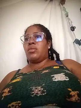 Snapshot of Big_ass_submissive chatting on 09/09/25, 09:25 Big ass submissive online show from 09/09/25, 09:25