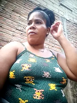 Snapshot of Big_ass_submissive chatting on 11/16/25, 08:25 Big ass submissive online show from 11/16/25, 08:25