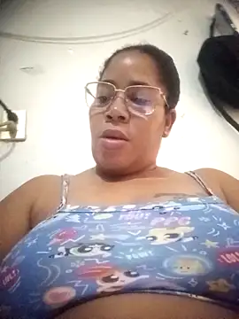 Snapshot of Big_ass_submissive chatting on 11/27/25, 01:13 Big ass submissive online show from 11/27/25, 01:13