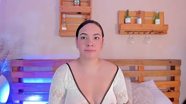  miss mia online show from 12/05/25, 11:41