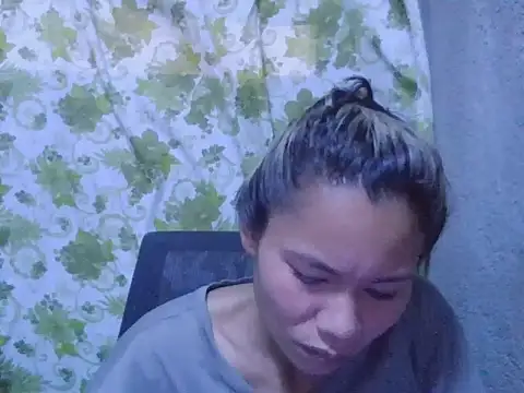 Snapshot of Sweeetgurll chatting on 09/09/25, 08:25 Sweeetgurll online show from 09/09/25, 08:25