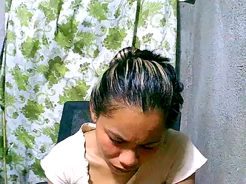 Snapshot of Sweeetgurll chatting on 09/15/25, 01:00 Sweeetgurll online show from 09/15/25, 01:00