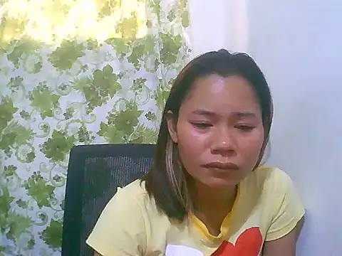Sweeetgurll online show from 06/15/26, 05:42