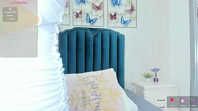 Alison Carde05 online show from 12/04/25, 08:06