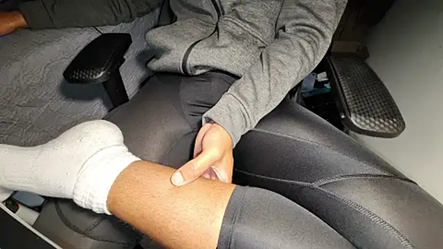 Snapshot of catt18 chatting on 01/19/26, 04:16 catt18 online show from 01/19/26, 04:16