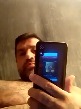 Snapshot of Fatboy909 chatting on 09/15/25, 08:14 Fatboy909 online show from 09/15/25, 08:14