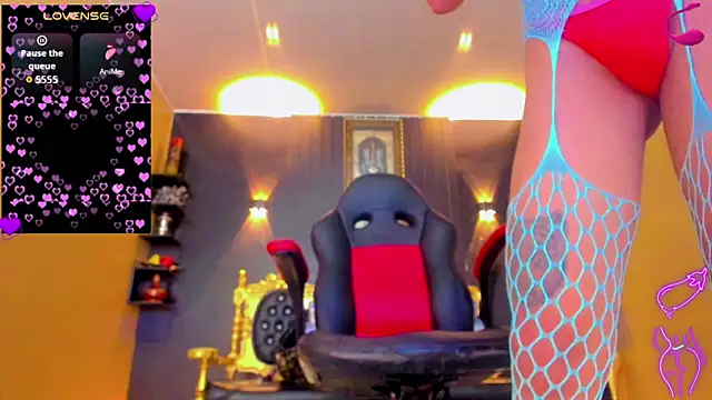 Natasha clifford online show from 11/04/25, 07:13