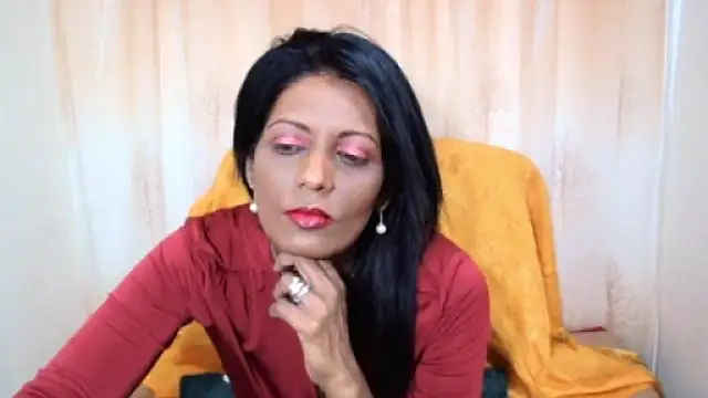 Snapshot of Indianpeaches chatting on 10/10/25, 06:01 Indianpeaches online show from 10/10/25, 06:01