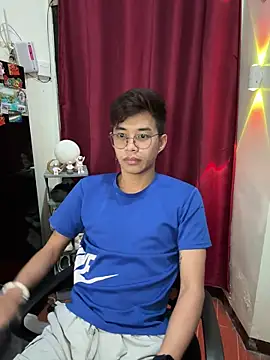 Snapshot of Prince-Harrison chatting on 10/11/25, 05:33 Prince-Harrison online show from 10/11/25, 05:33