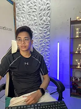 Snapshot of Prince-Harrison chatting on 10/31/25, 08:15 Prince-Harrison online show from 10/31/25, 08:15