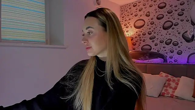 Snapshot of AlexaWilds chatting on 02/20/26, 05:59 AlexaWilds online show from 02/20/26, 05:59