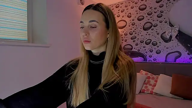 Snapshot of AlexaWilds chatting on 02/20/26, 06:26 AlexaWilds online show from 02/20/26, 06:26