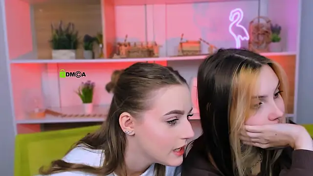 aria moo online show from 09/29/25, 08:30