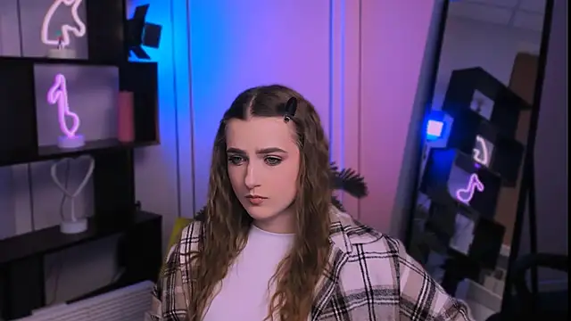 aria moo online show from 12/05/25, 07:21