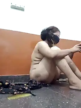 Rinki bhabhiji online show from 10/02/25, 10:33