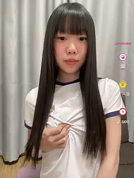 Snapshot of xinyu789 chatting on 05/09/26, 02:55 xinyu789 online show from 05/09/26, 02:55