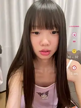 Snapshot of xinyu789 chatting on 05/10/26, 04:01 xinyu789 online show from 05/10/26, 04:01