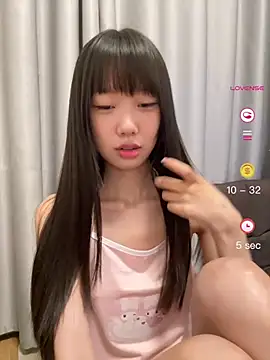 Snapshot of xinyu789 chatting on 05/31/26, 02:02 xinyu789 online show from 05/31/26, 02:02