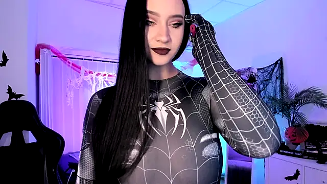 Mary Lori online show from 10/30/25, 07:32