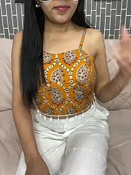 Riya-6969 online show from 04/03/26, 06:17