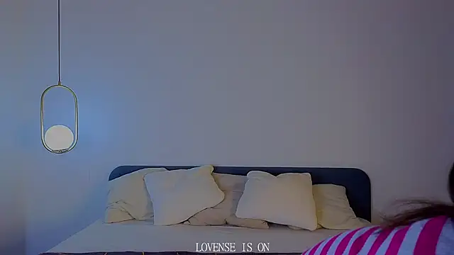 BritniBers online show from 11/21/25, 01:26