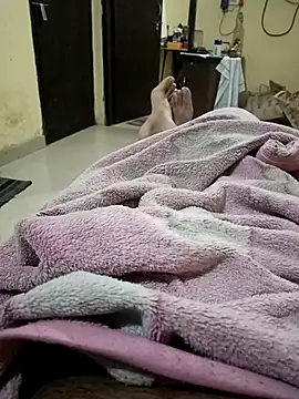 shadab1267 online show from 11/08/25, 03:45