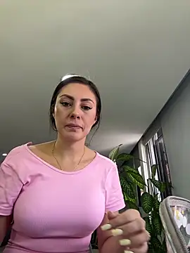 Isabellaa Palacios online show from 05/04/26, 03:19