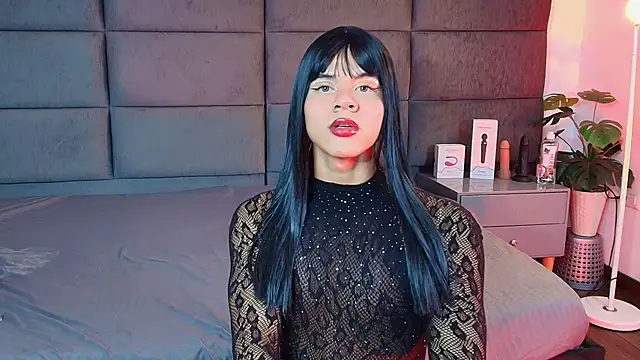 Slenna Moon online show from 12/20/25, 02:51