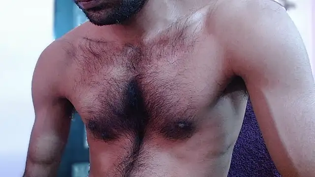 Snapshot of funndudd chatting on 03/05/26, 12:34 funndudd online show from 03/05/26, 12:34