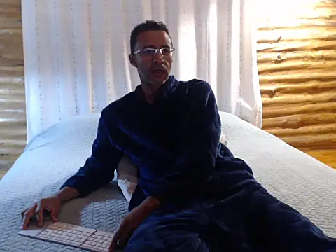 Snapshot of Asher_Bram1 chatting on 10/07/25, 01:36 Asher Bram1 online show from 10/07/25, 01:36