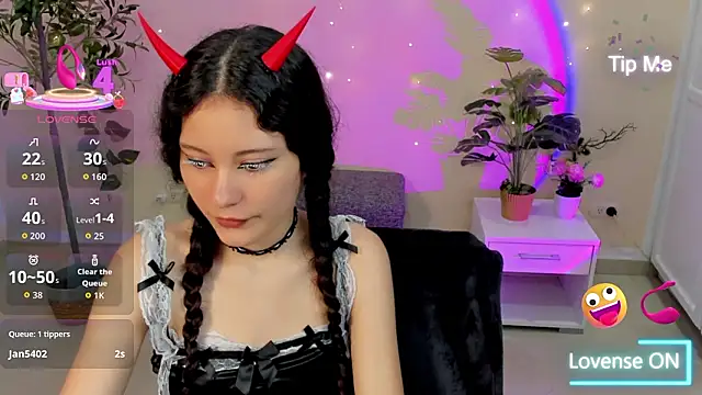 Krysten Riter online show from 02/11/26, 02:44