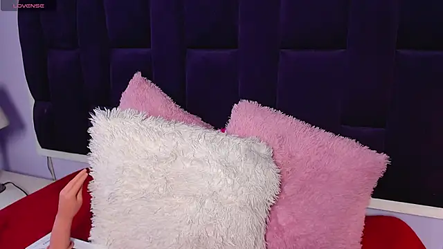 antonellabrith online show from 12/02/25, 08:04