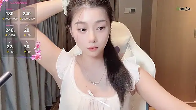 Makinghappymyself  online show from 11/17/25, 12:33