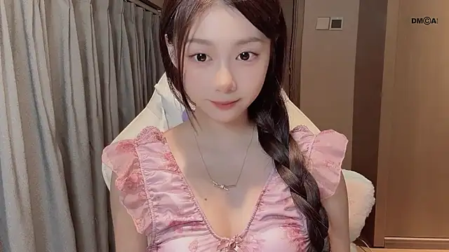 Makinghappymyself  online show from 12/18/25, 09:26