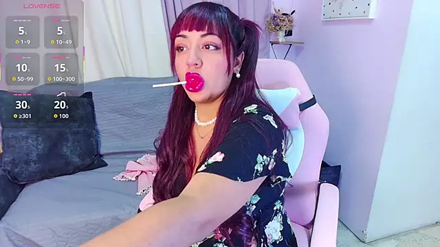 DaniniAnderson online show from 10/13/25, 03:28