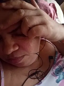 Snapshot of Ravena2290 chatting on 02/21/26, 08:43 Ravena2290 online show from 02/21/26, 08:43