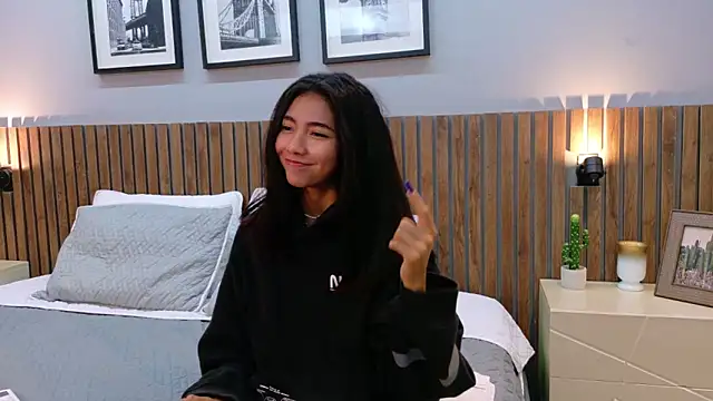 luna roja25 online show from 02/03/26, 01:27