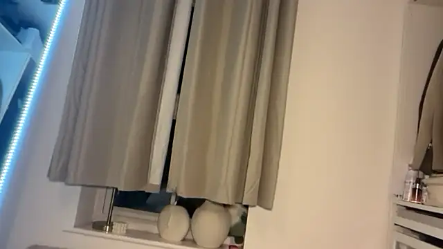 KayleeBella online show from 12/05/25, 05:31