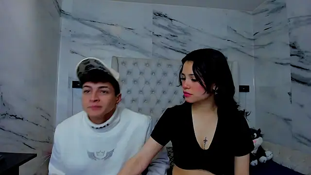 Ari and Storm online show from 01/08/26, 02:30