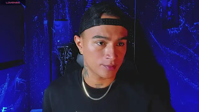 LiamDeep online show from 09/21/25, 10:44