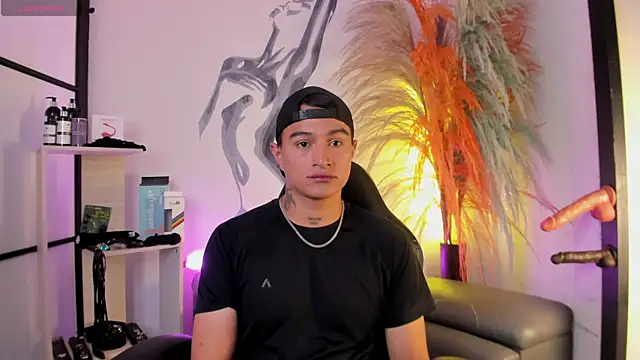 LiamDeep online show from 11/01/25, 08:22