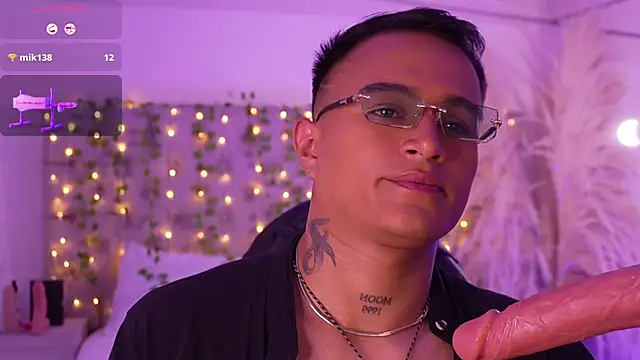 LiamDeep online show from 12/22/25, 11:24